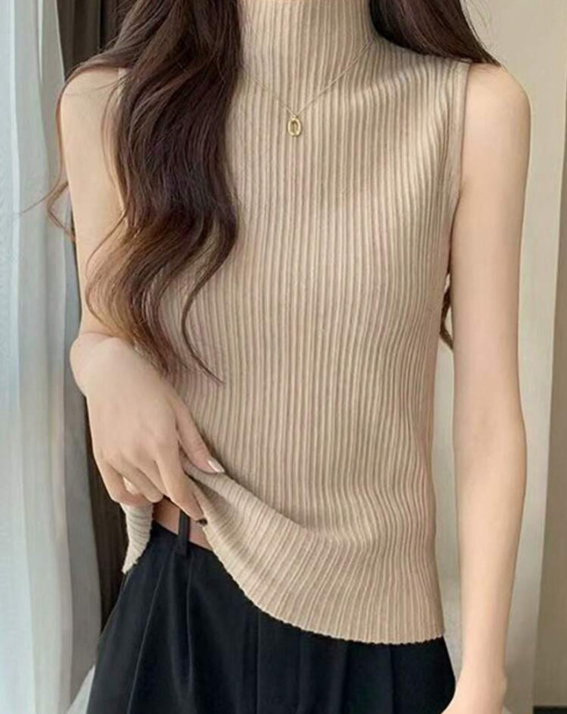 Camiseta de punto con cuello acanalado beis A25PG07