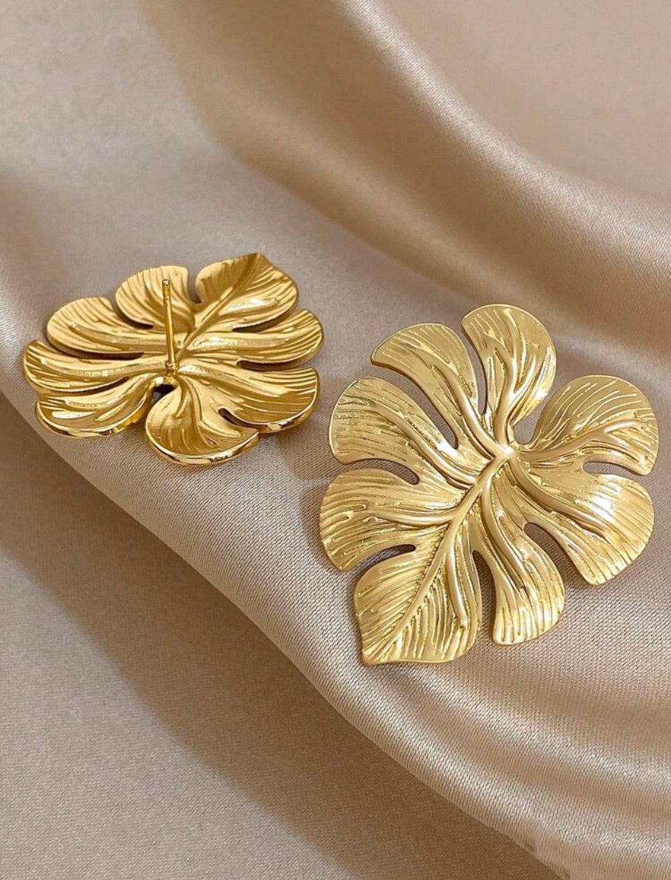 Aliento Dorado Par de Pendientes ACE. AG25TT07