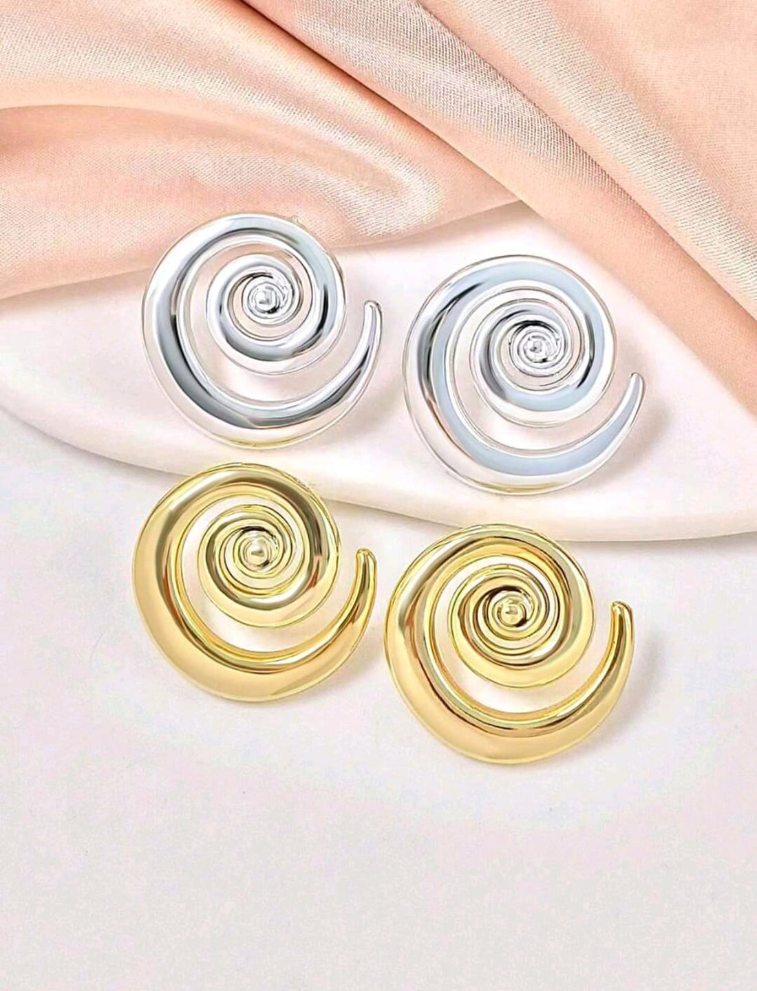 Aura de estilo pendientes con diseño de remolino AC F25ÑC09