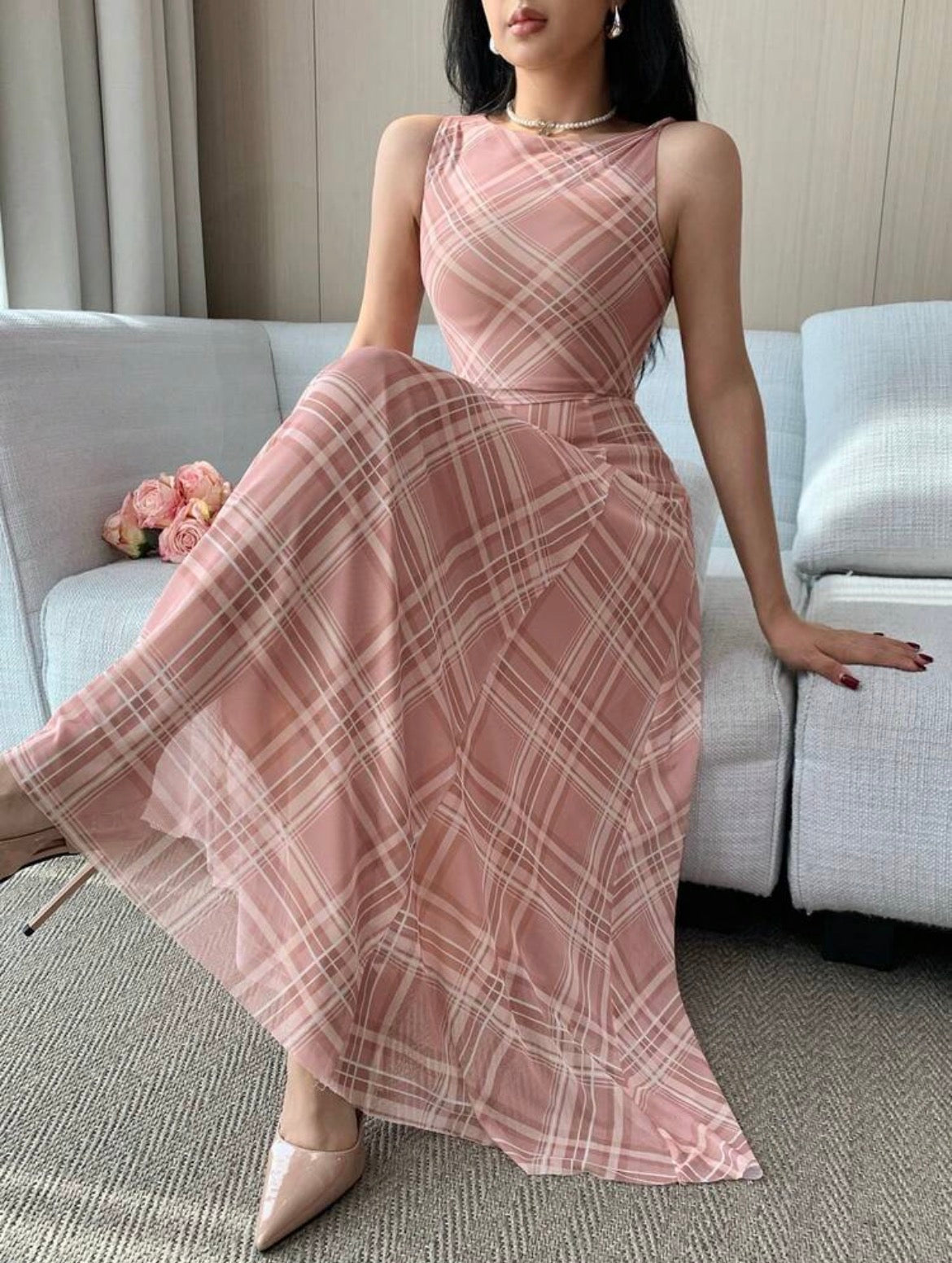 Vestido sin mangas a cuadros AG26BB010