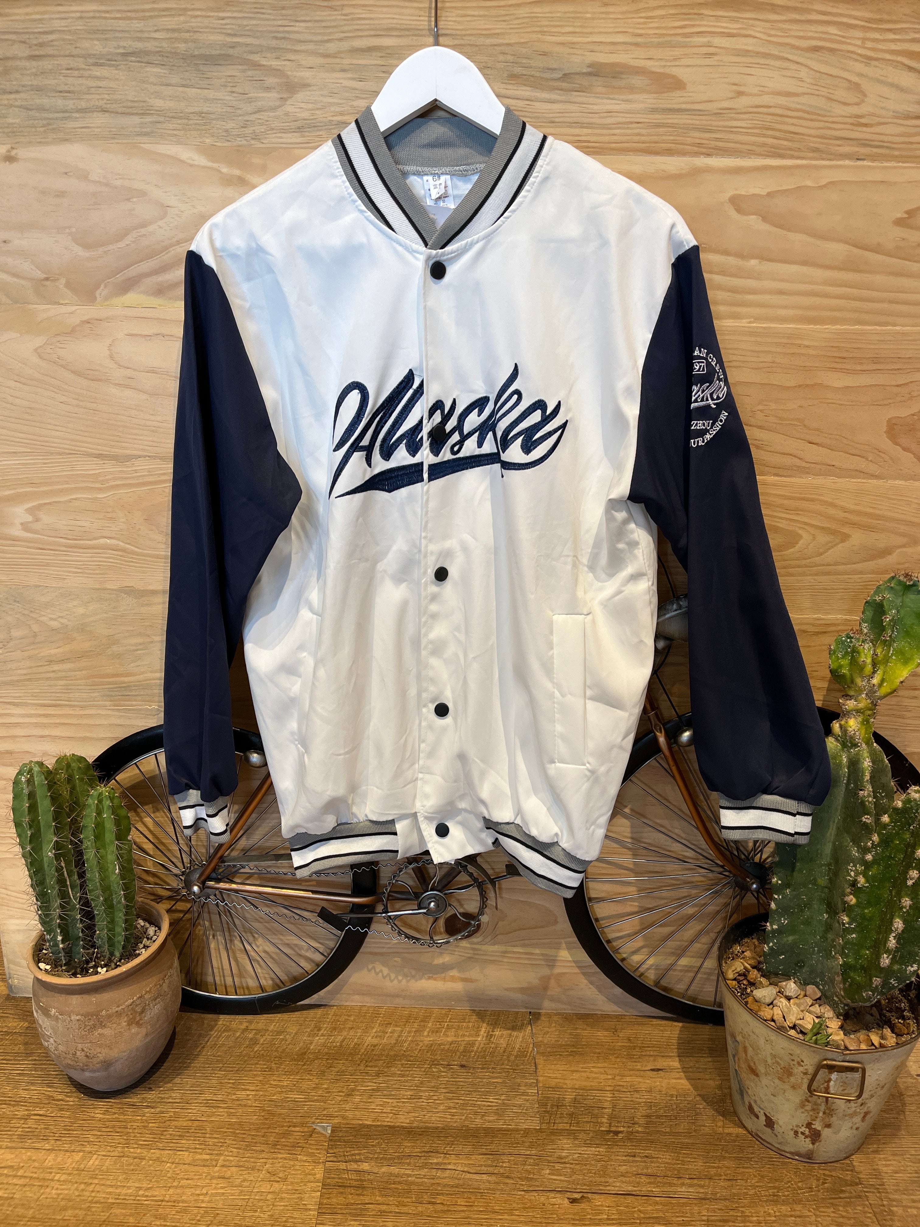 Raw Mode Alaska Sudadero con estampado de letras. J25SD02