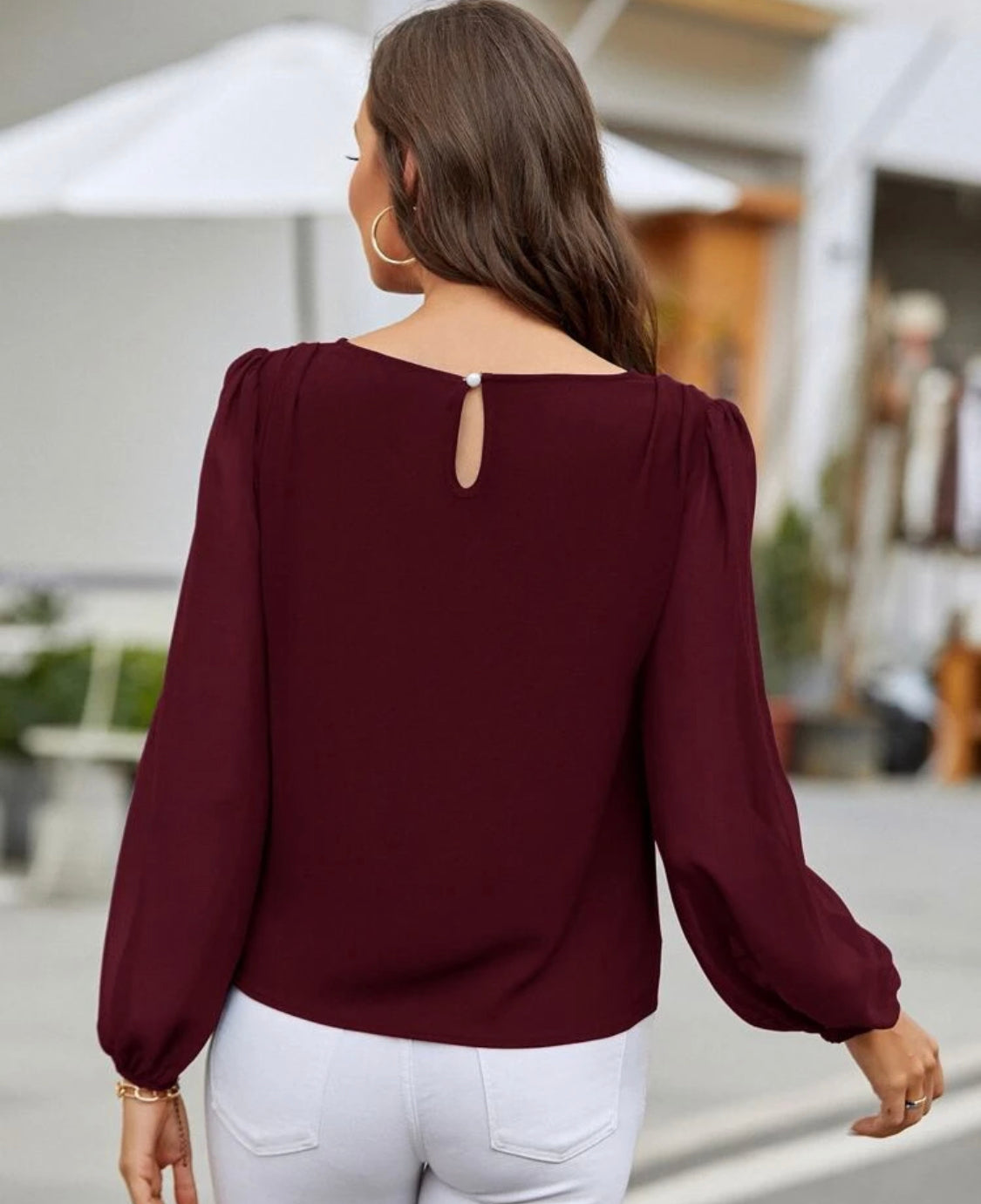 Blusa de manga farol y abertura en la espalda A25QH07