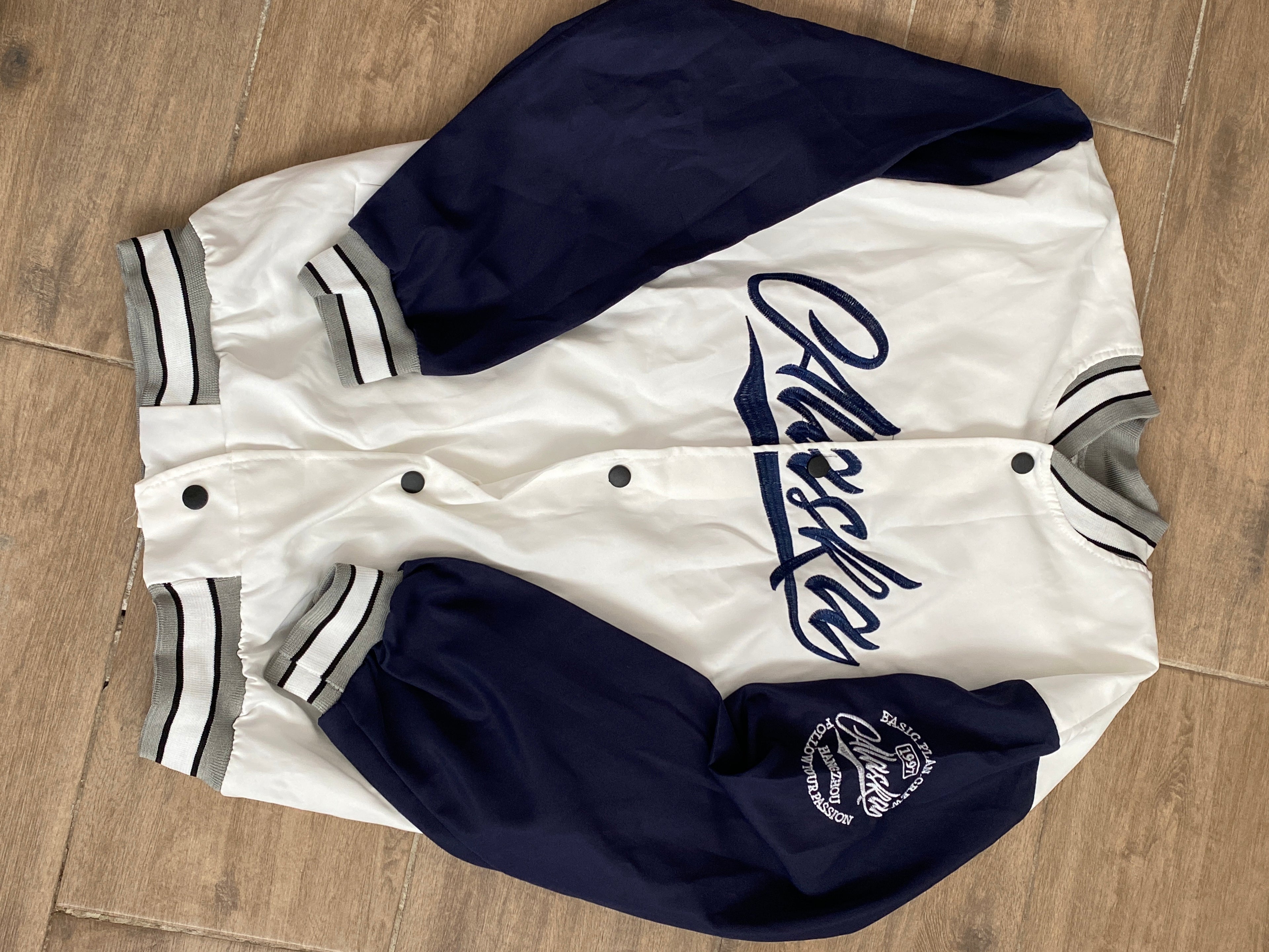 Raw Mode Alaska Sudadero con estampado de letras. J25SD02