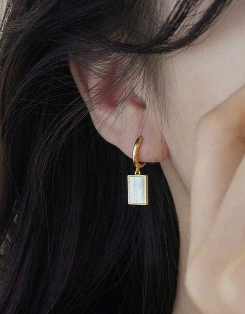 Esencia Cuadrada Pendientes Largos Gama Alta AC. F25ÑC05