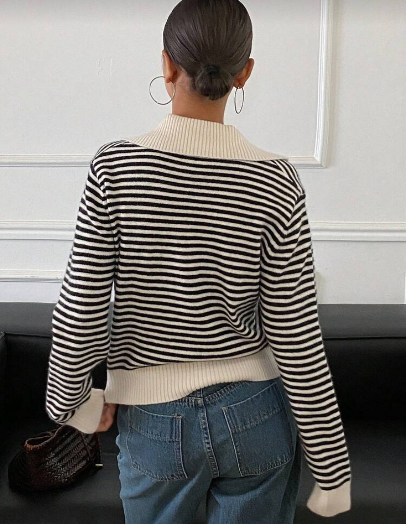 Suéter casual a rayas E26XN010