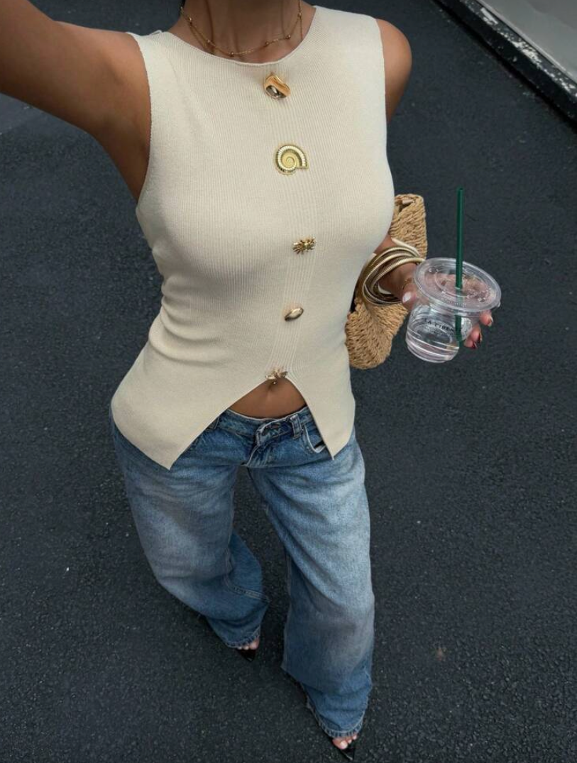 Top sin mangas con detalle de hebilla N25WR02