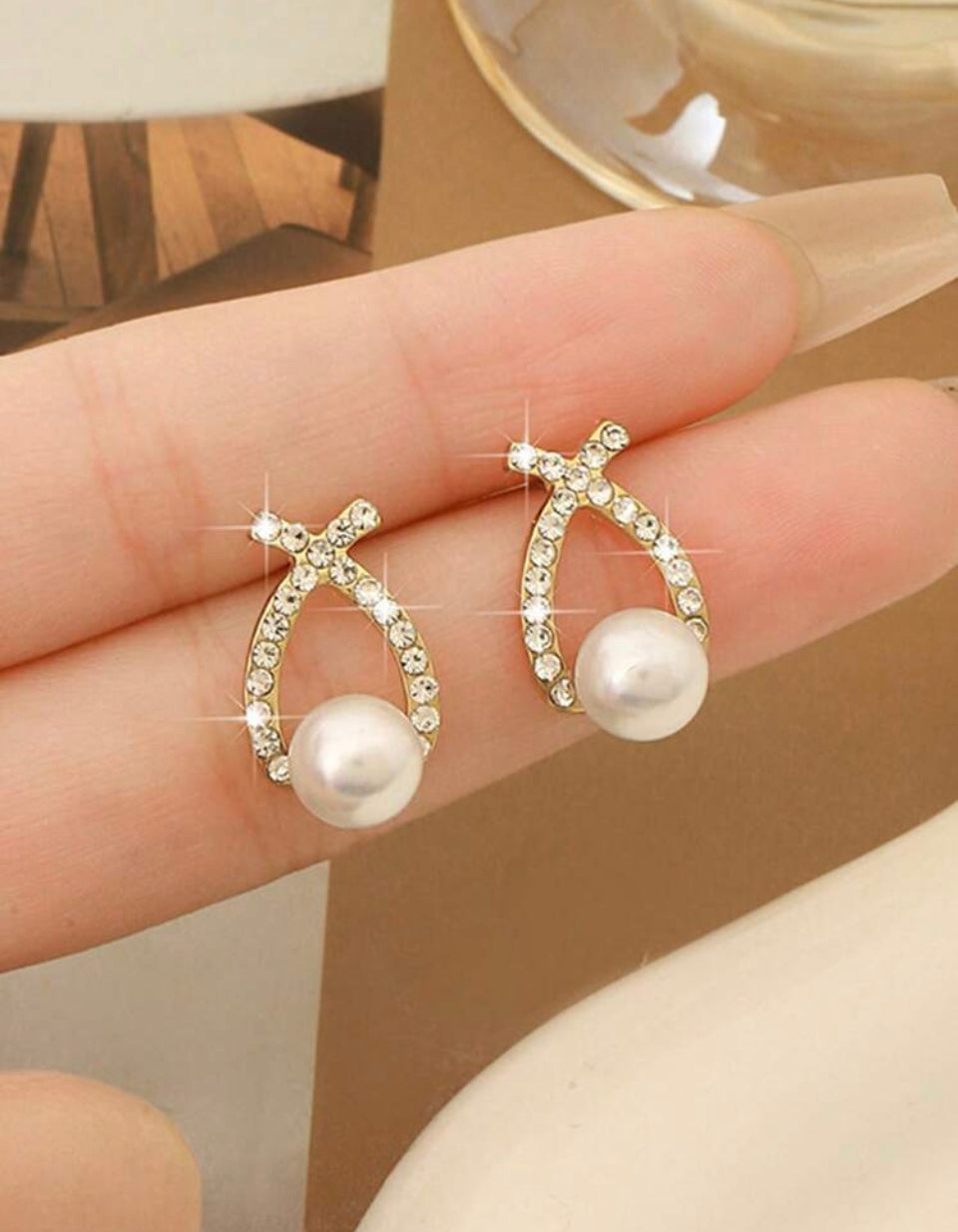 Rayo de Luna Pendientes Tipo Botón CC. F25MY01