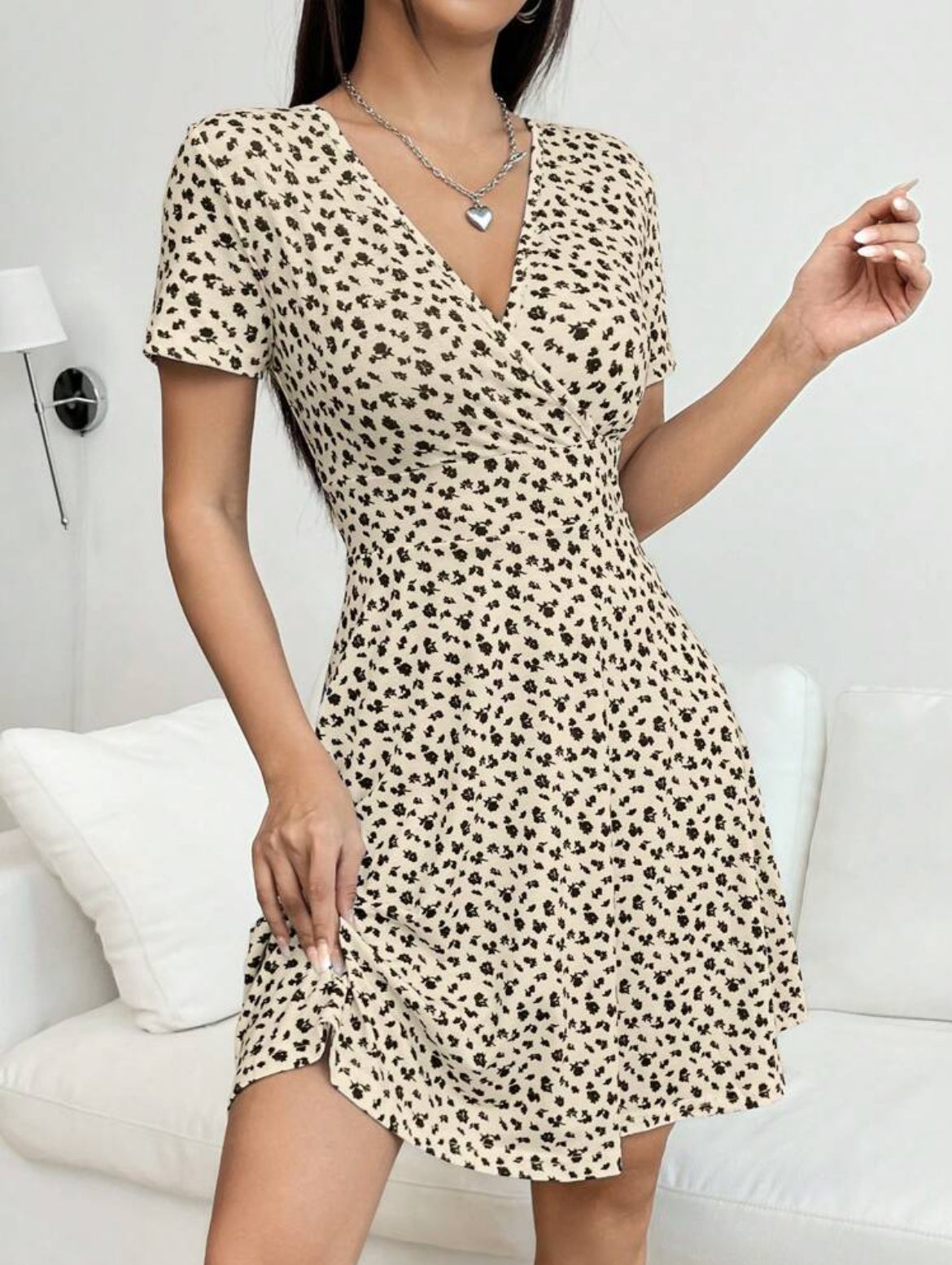 Jardín secreto Vestido de manga corta estampado floral M25ÑY09
