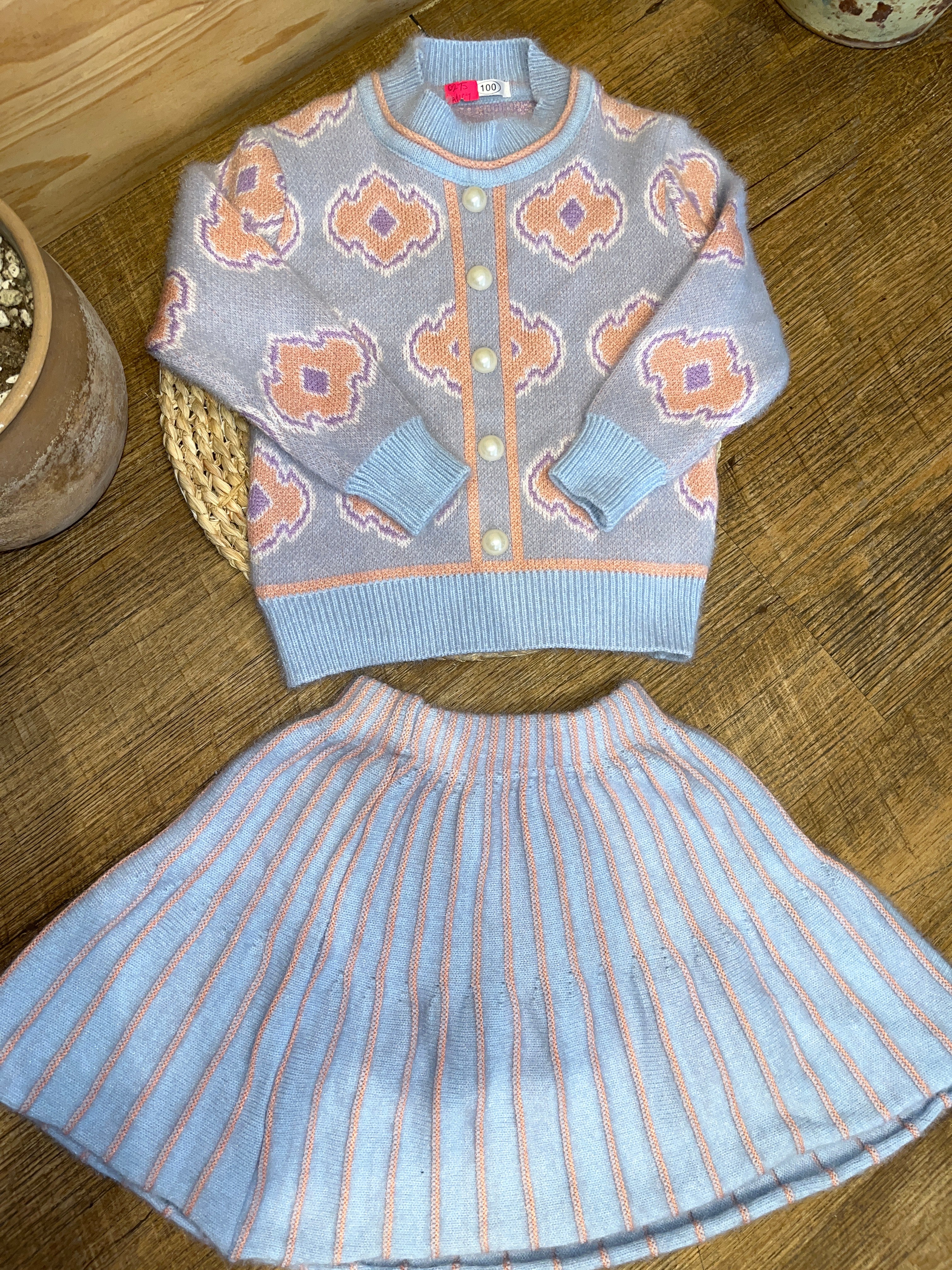 Conjunto Abracitos de lana O25VR04