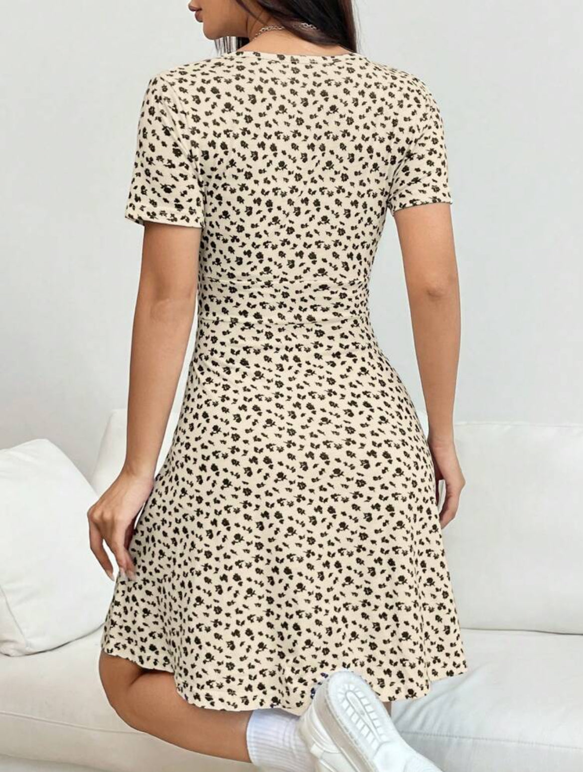 Jardín secreto Vestido de manga corta estampado floral M25ÑY09