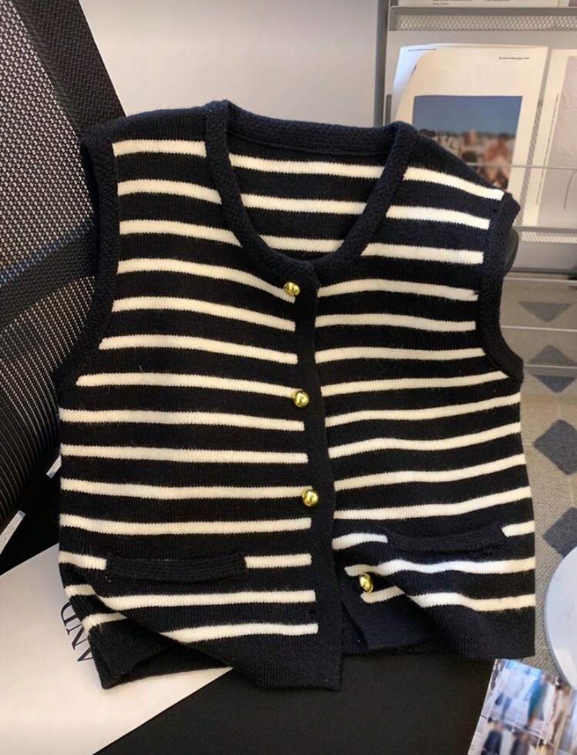 Chaleco de punto sin mangas N25WQ08