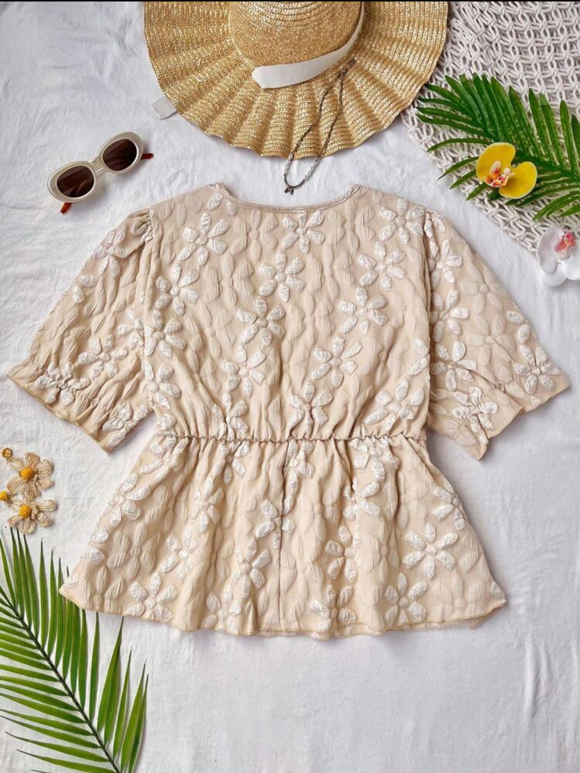 Camisa informal de manga corta con diseño A25PU09