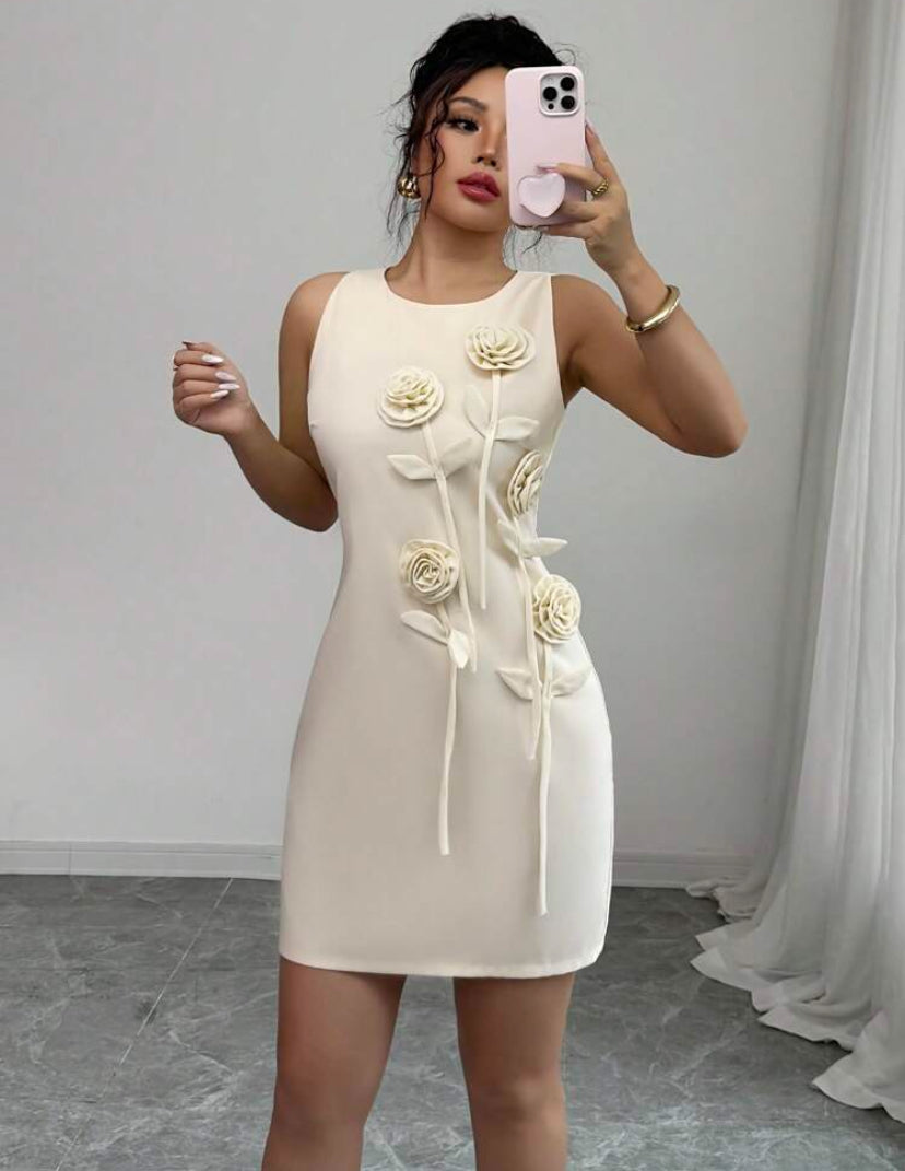 Vestido pegado beis con flores S25UX02