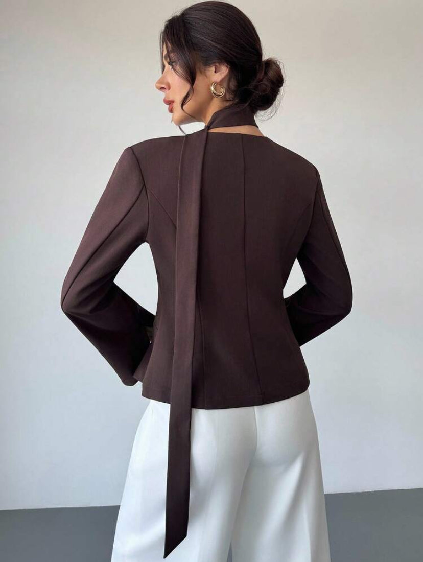 Chaqueta elegante con lazo MY26AC01