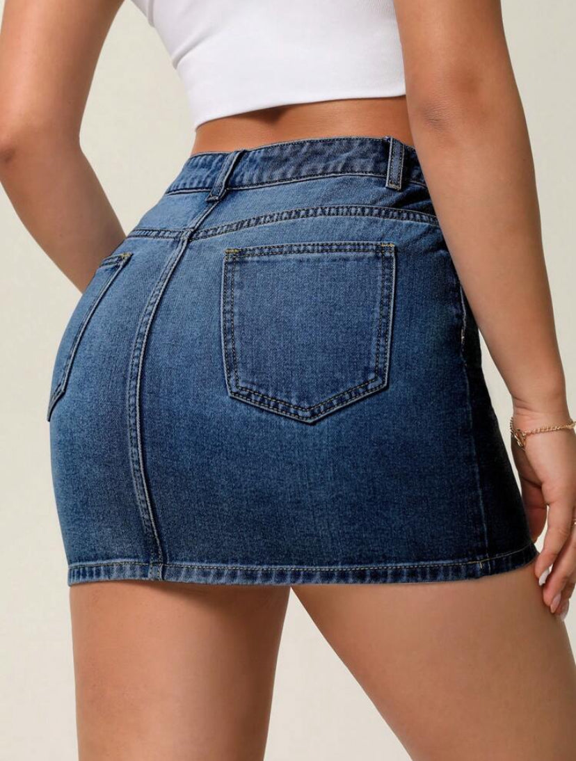 MINIFALDA DE MEZCLILLA CASUAL