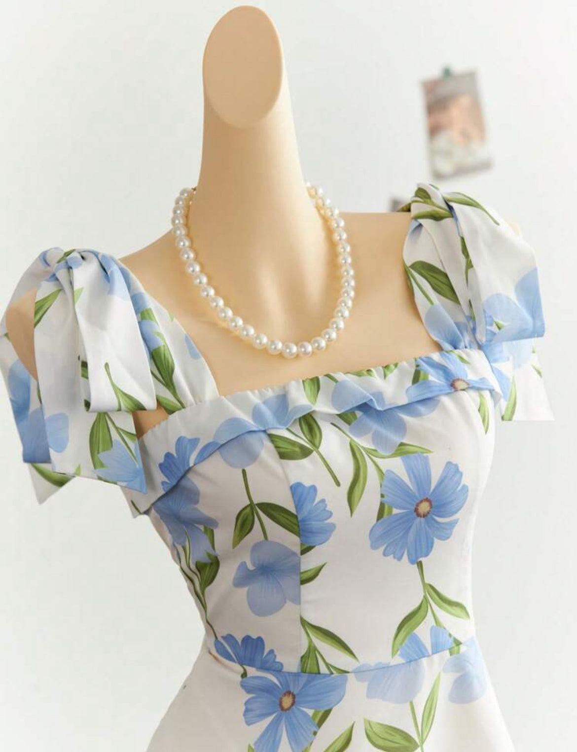 Vestido corto de línea con estampado A25PX08