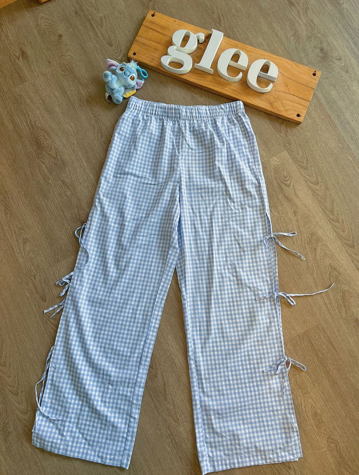 Pantalón con estampado de cuadros J25QV03