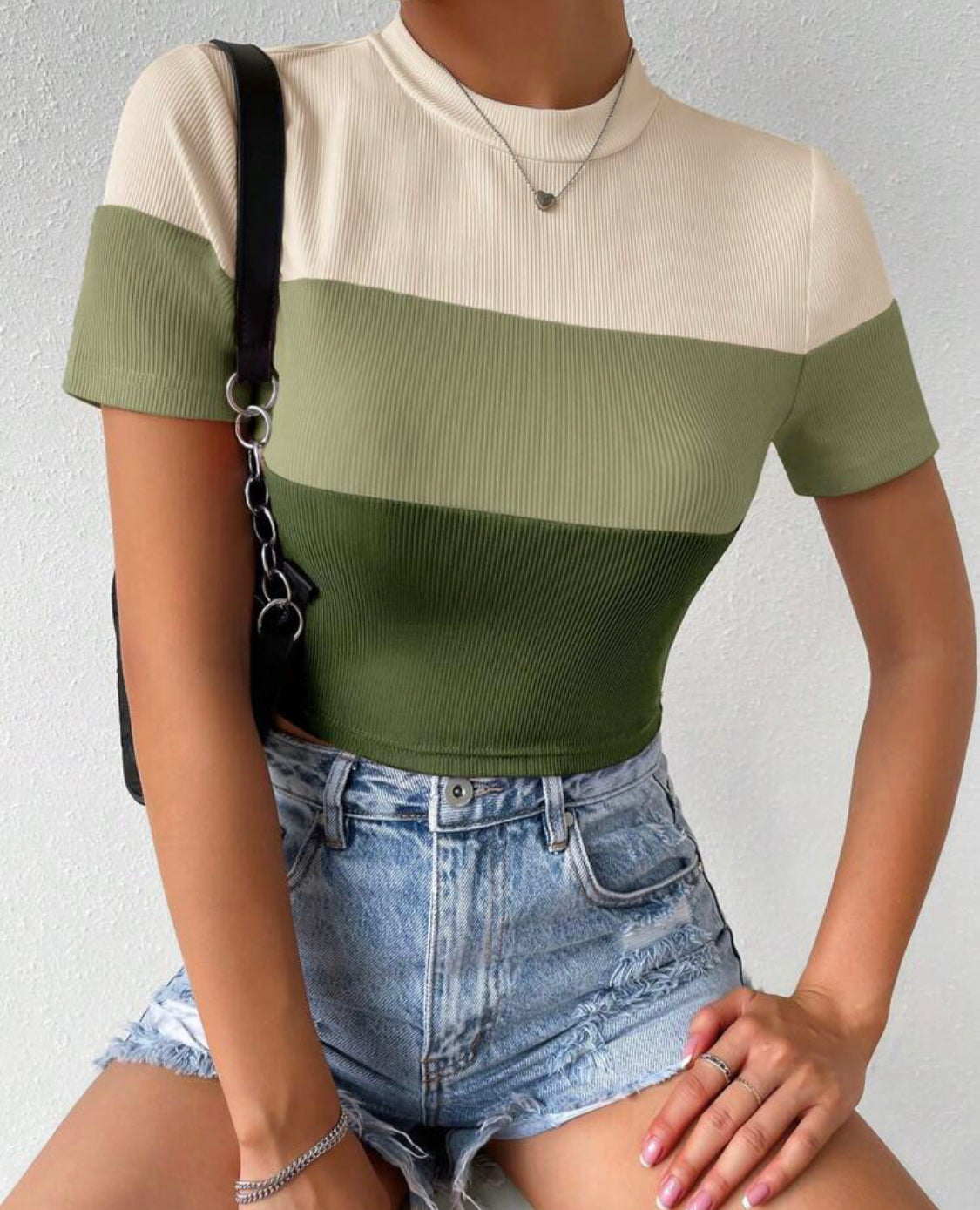 Camiseta de color combinado verde/caqui A25LY02