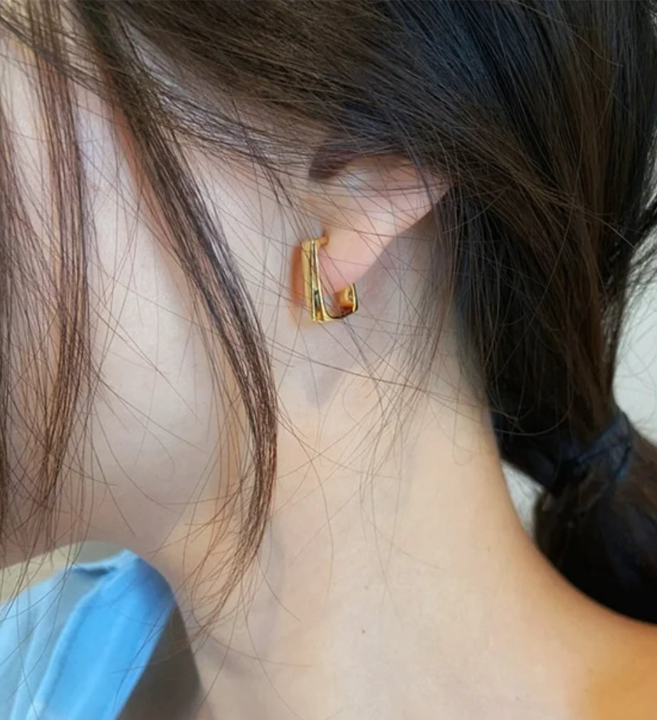 Gracia Eterna Pendientes Geométricos AC. F25NA08