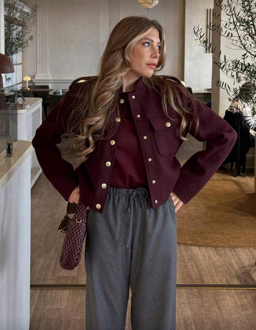 Abrigo elegante D25WV05