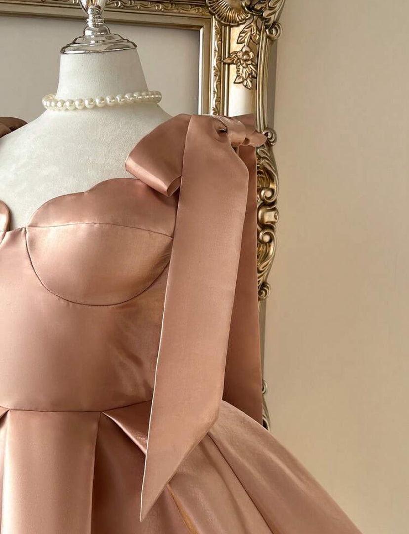 VESTIDO CORTO DE CÓCTEL