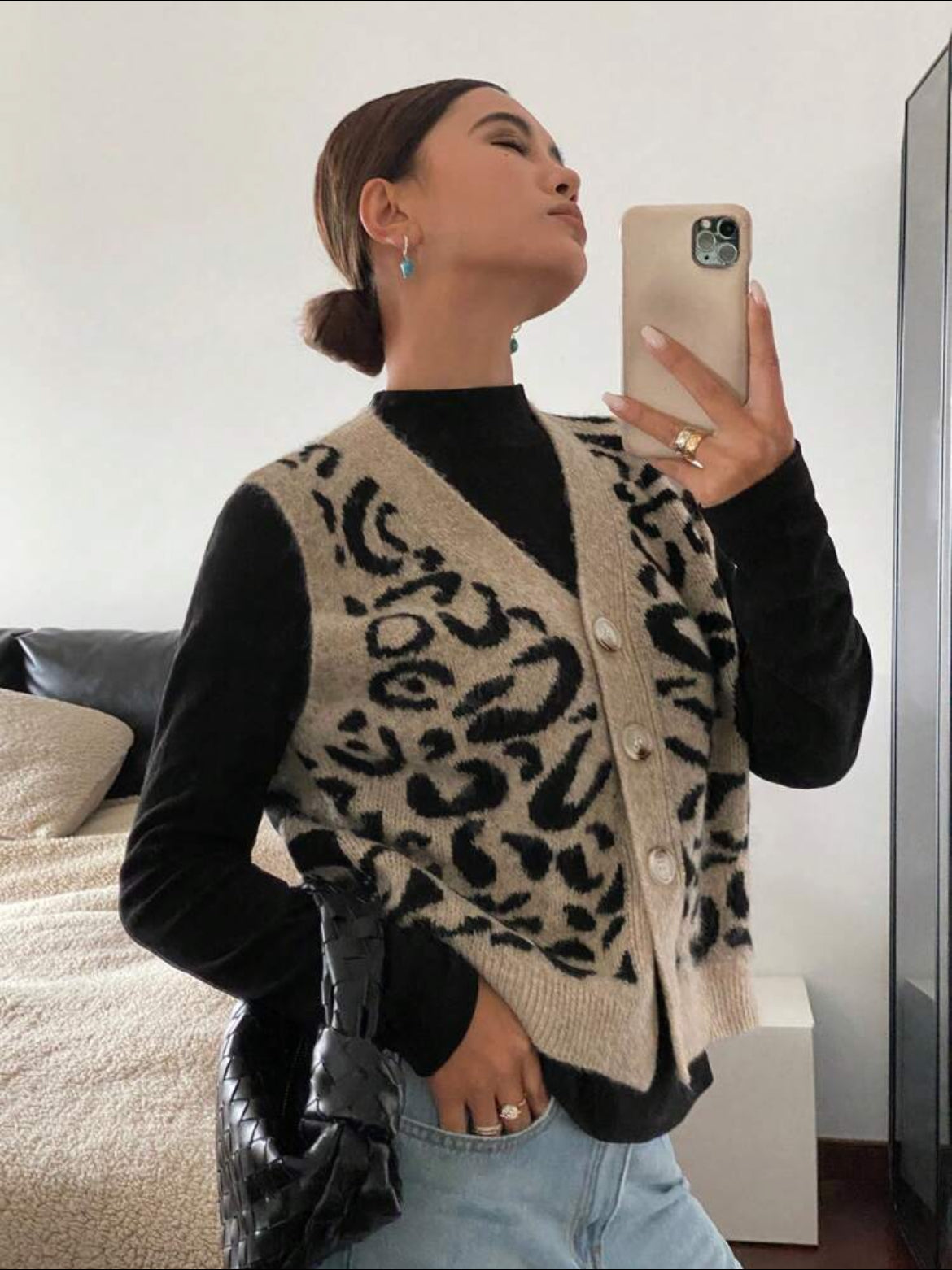Abracito de lana chaleco de punto AG25TP02