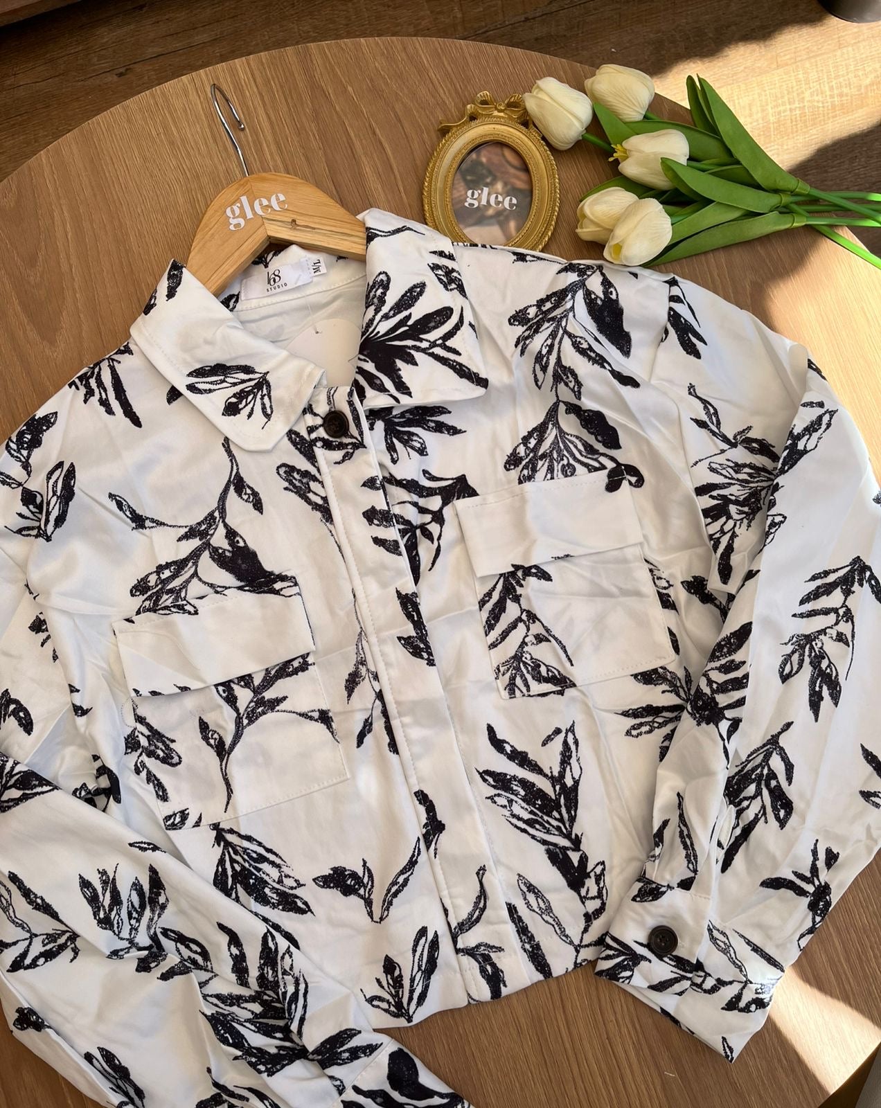 Camisa con estampado E26XD04