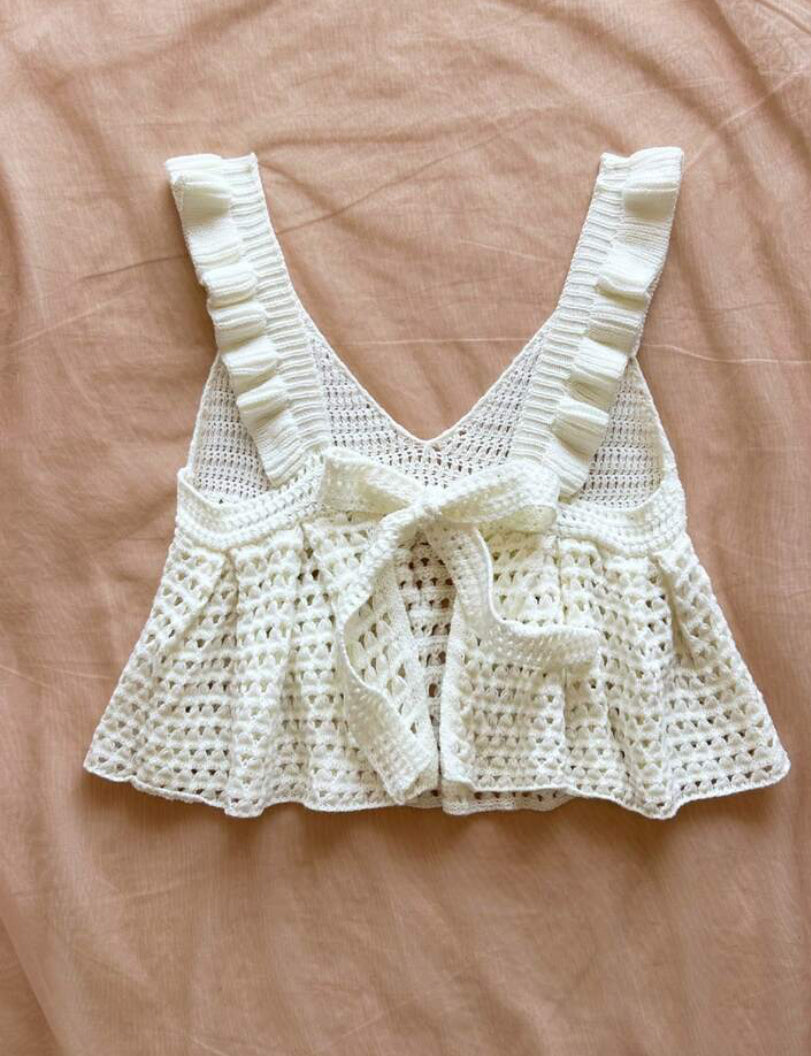 Suéter de puntos informal sin mangas con cuello de corazón A25PN06