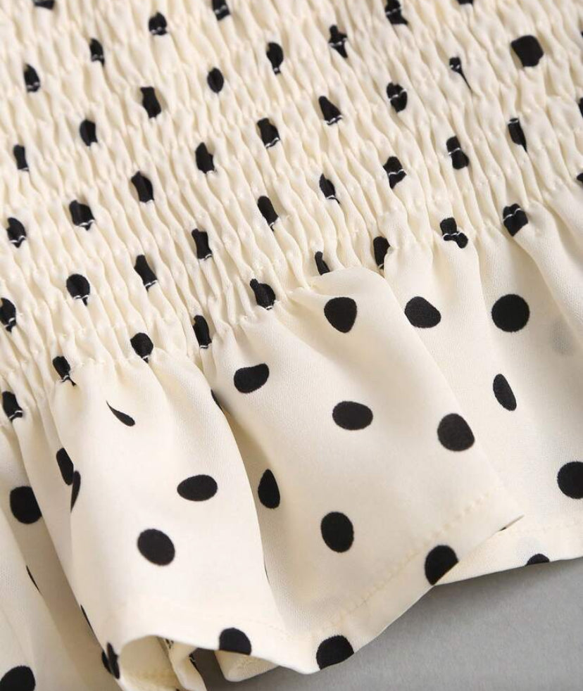 Blusa informal con diseño de lunares N25WP06