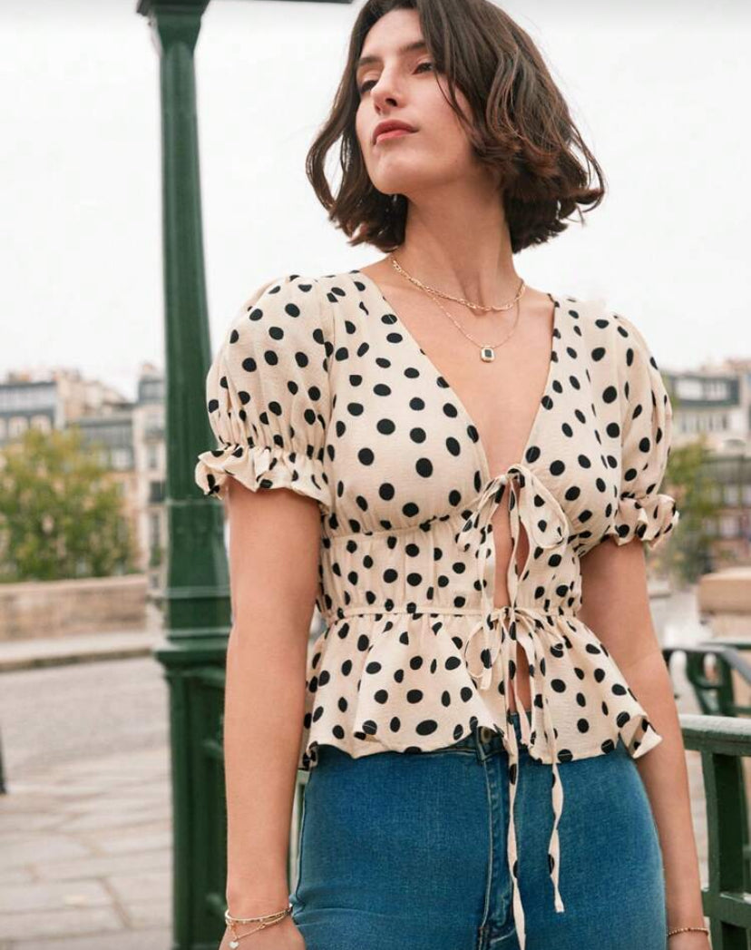 Blusa con dobladillo casual F26YA02 🔴