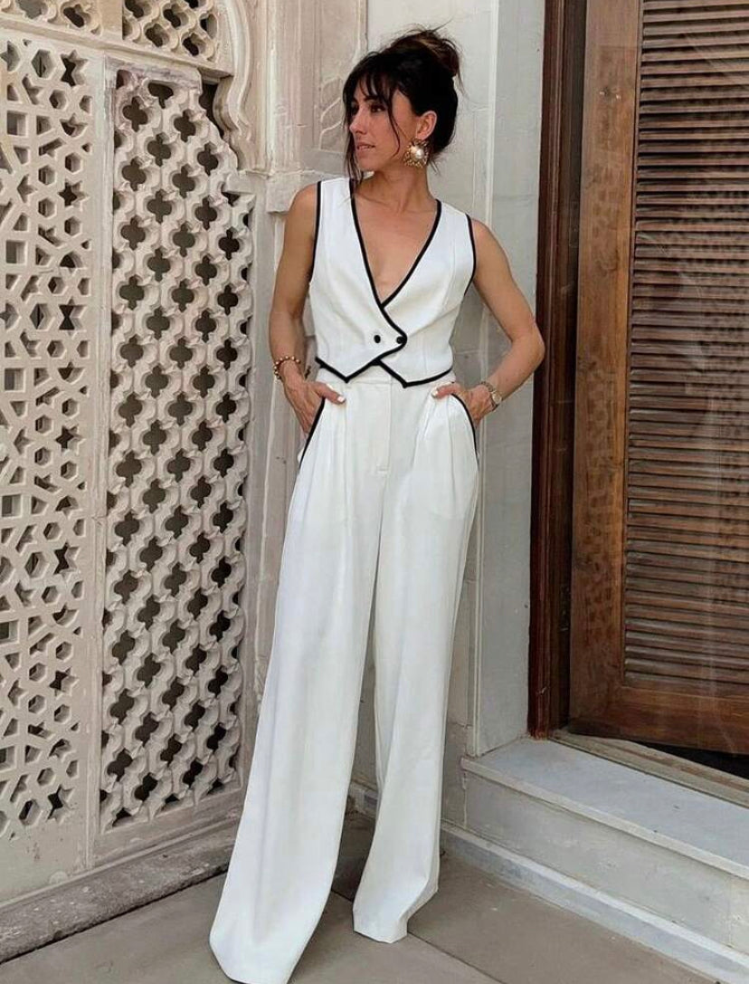 Dualidad Chic Tops sin mangas con contraste M25ÑZ06