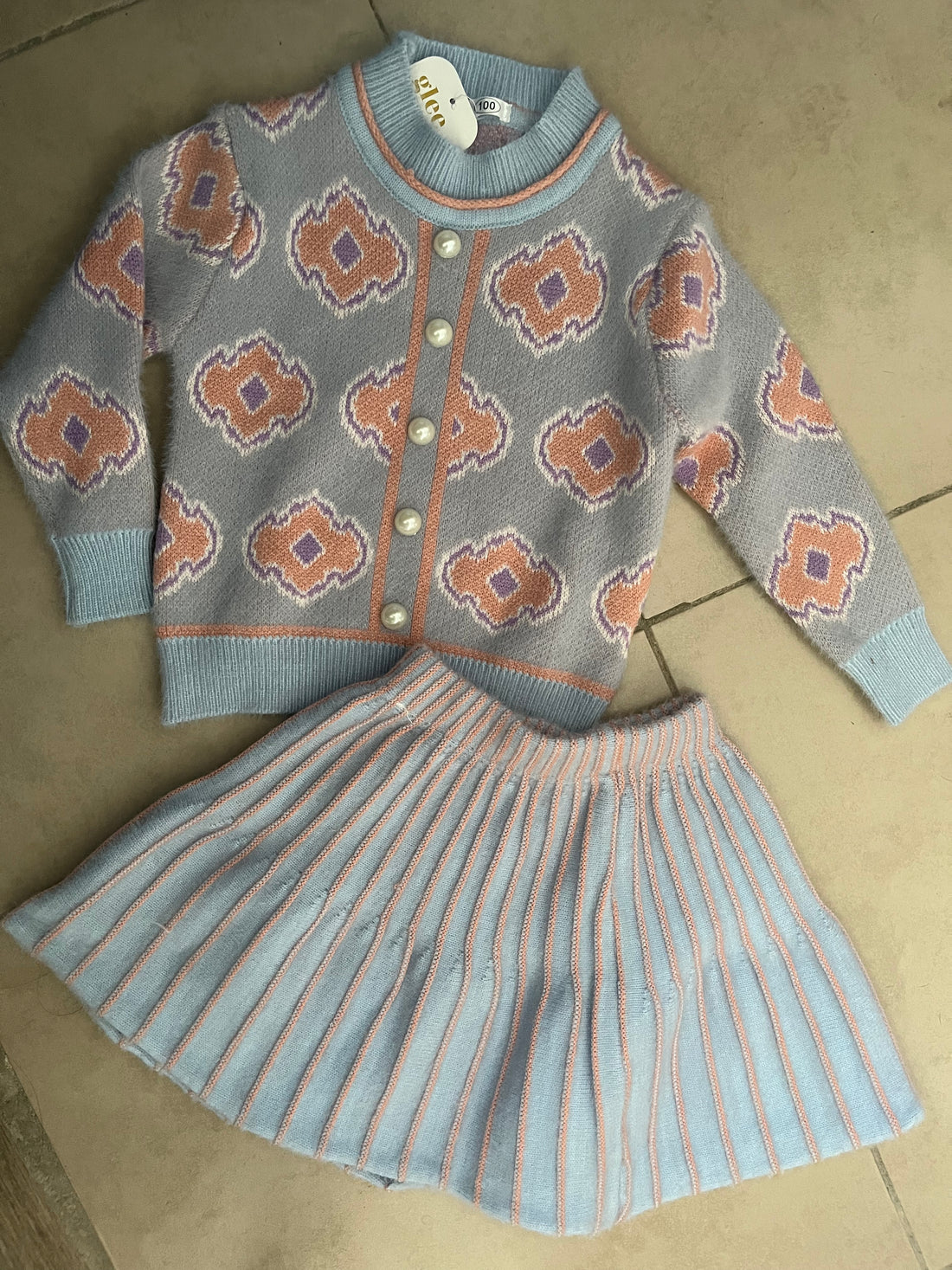 Traje elegante de lana para niña J25TJ02