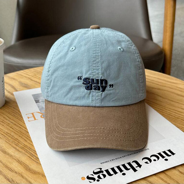 Gorra con Bordado de Letras A25LF07