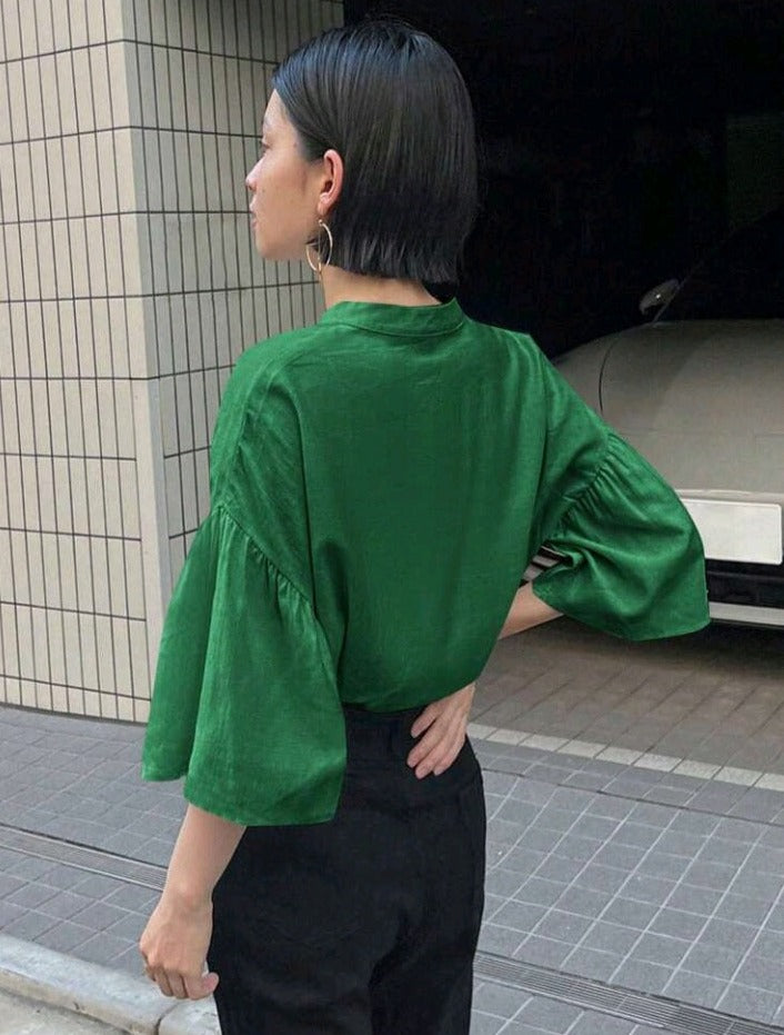 Camisa Unicolor con Botón Delantero ET08