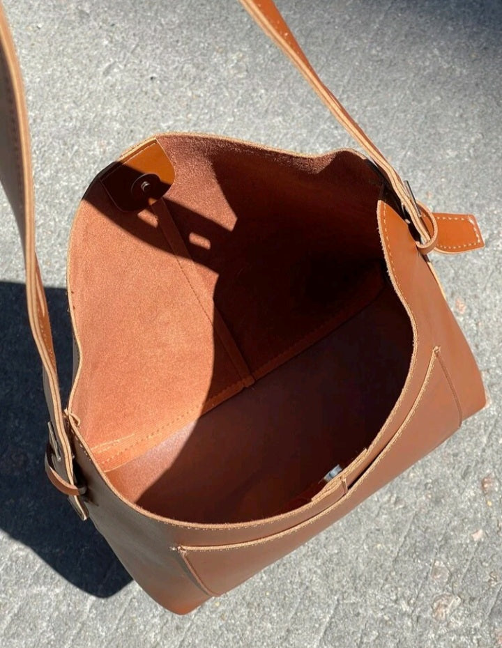 Bolso Hobo con Bolsillo Delantero FS01