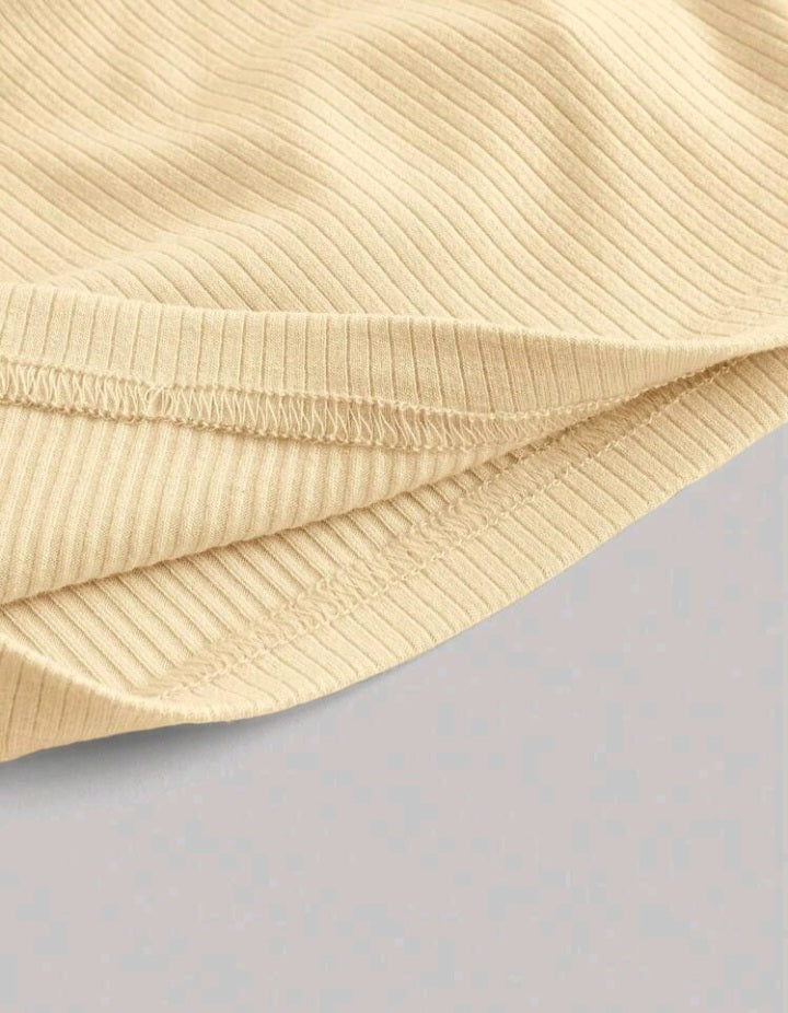 Camiseta Tejido de Canalé con Cuello Cuadrado (578)