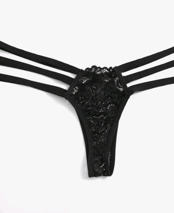 Conjunto de Ropa Interior de Encaje y Tirantes Cruzados (230)