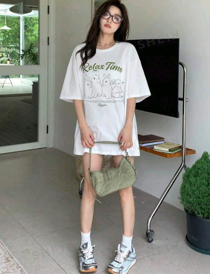 Camiseta con Estampado de Conejo A25JE09