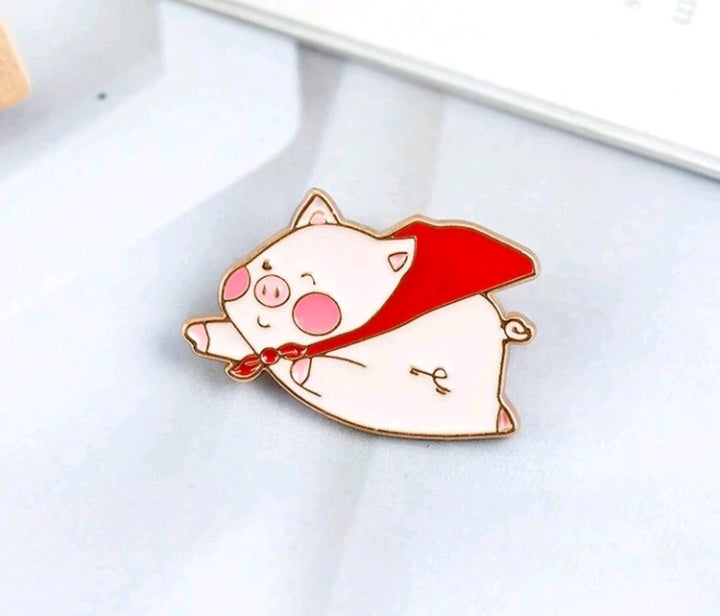 Broche Cerdito Encantado. S25VG04