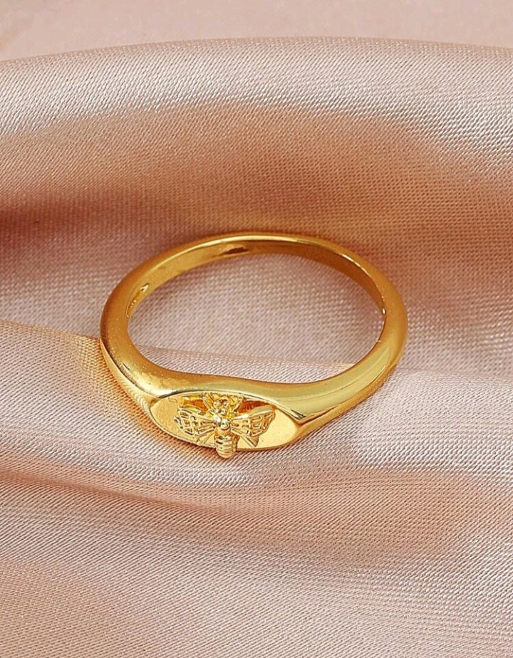 Anillo de Abeja Minimalista KU07