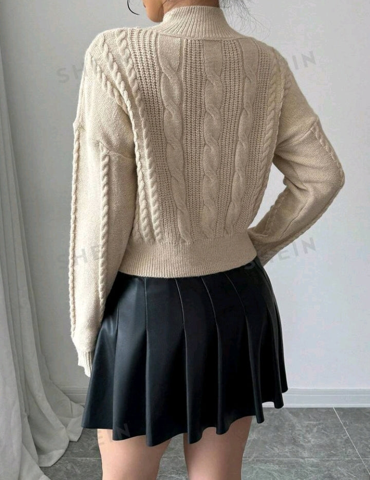 Suéter de Cuello Redondo con Lazo D25WY03