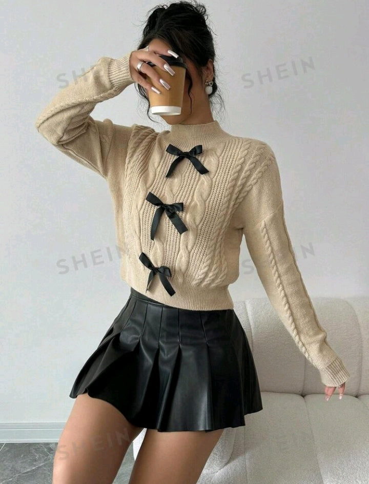 Suéter de Cuello Redondo con Lazo D25WY03