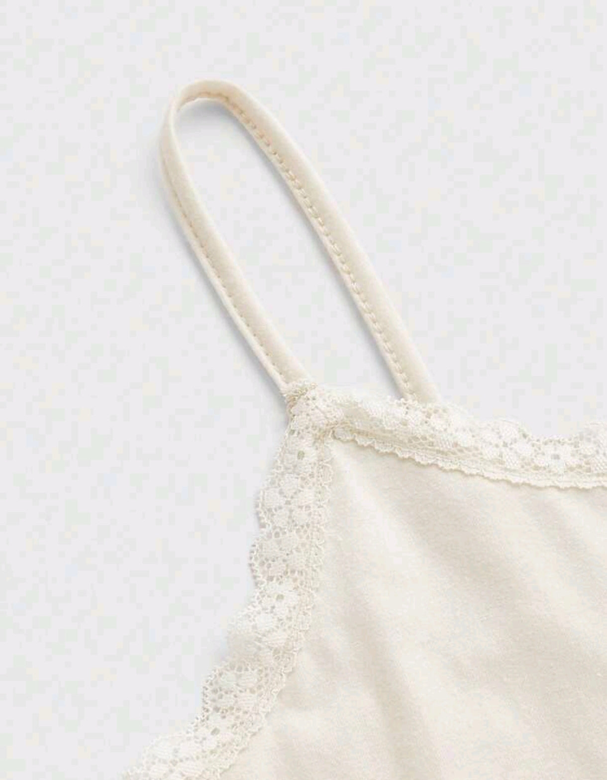 Top de camisola ribete de encaje MF07