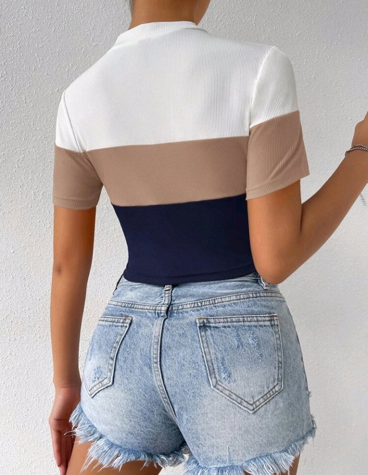 Camiseta de Color Combinado A25LY02