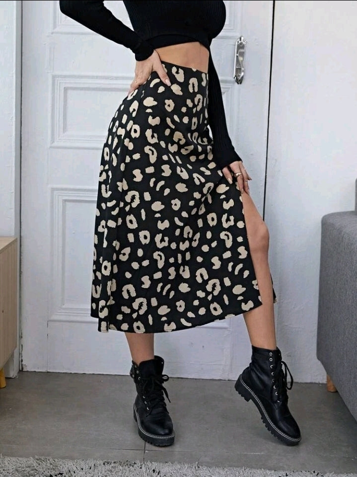 Falda Estampada de Muslo con Abertura E25MS08