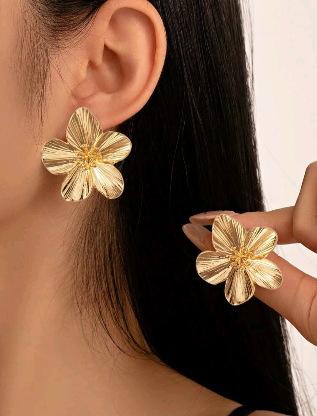 PAR DE PENDIENTES DE FLOR MY26AH04