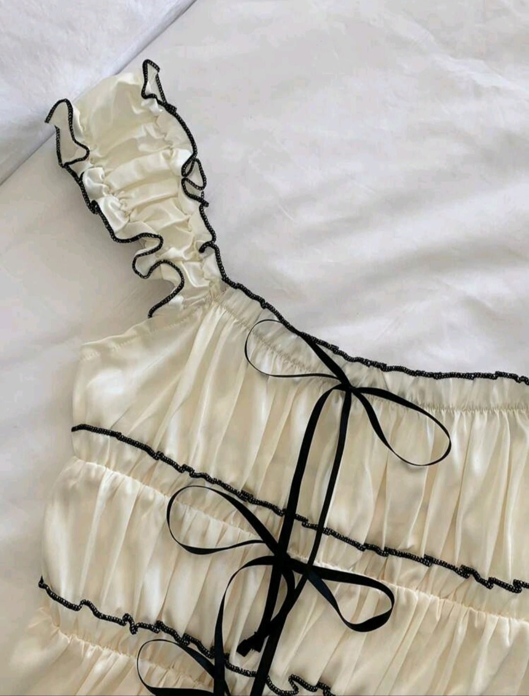 BLUSA DE TIRANTES CON VOLANTES MY26AB06