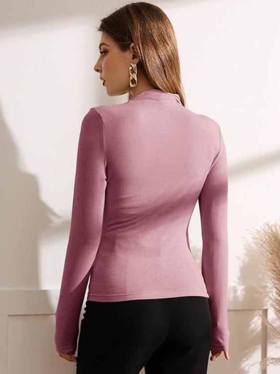 Camiseta de cuello alto fruncido IE09