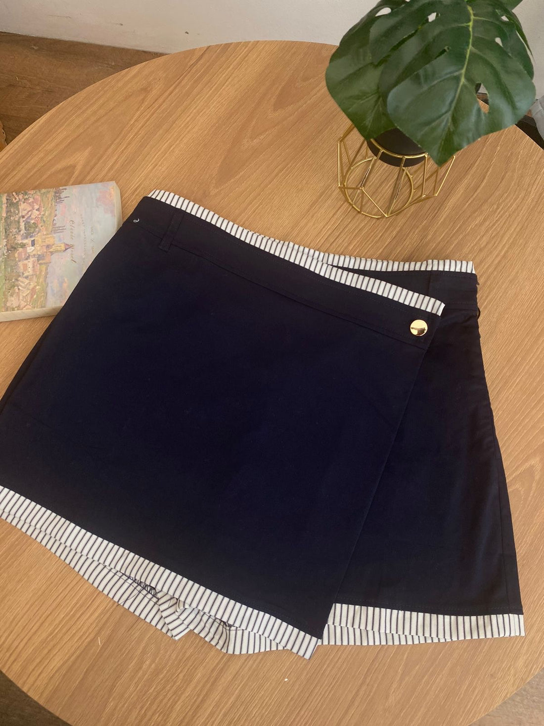 Short Azul rayado O25VK010