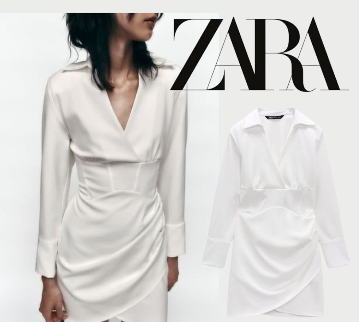 Vestido blanco de manga larga J25SM01